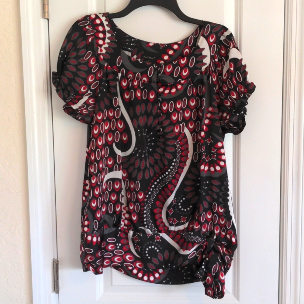 M Nue Options Top